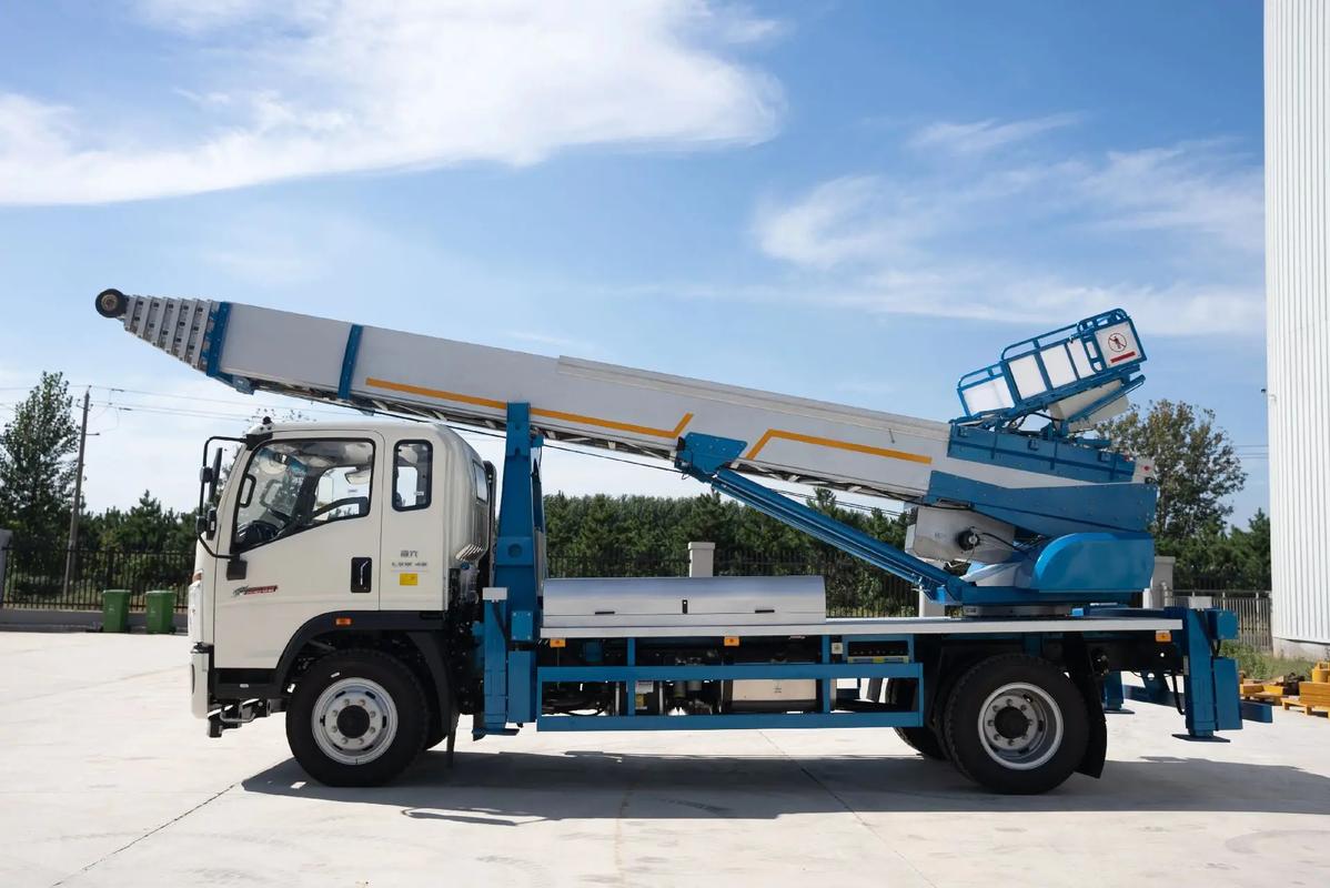 资阳云梯上料车租赁费用