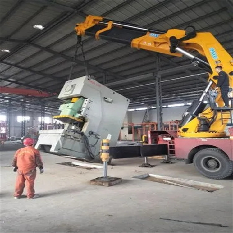 资阳80吨折臂吊车出租附近电话