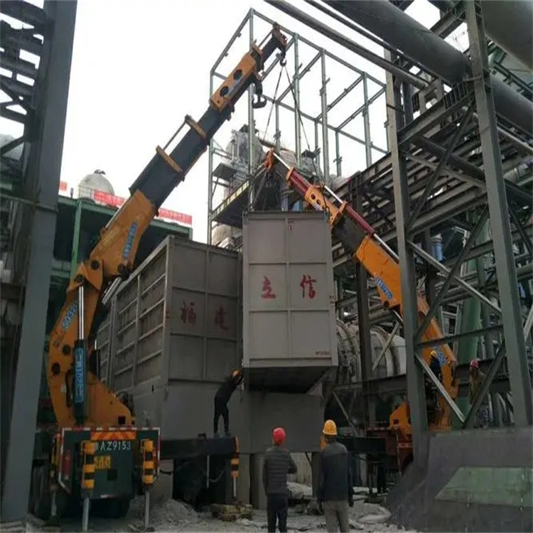 资阳折臂吊车租赁电话